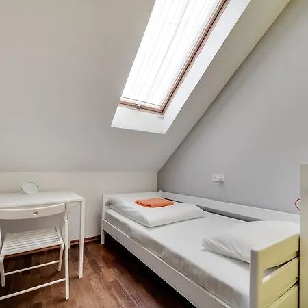 Open Home Hostel ホステル