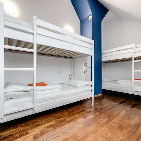 Open Home Hostel ホステル