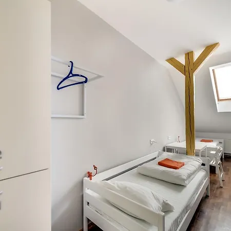 Hostel Open Home Hostel *