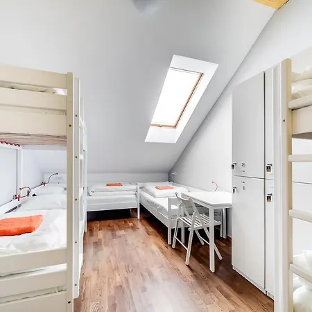 Open Home Hostel Hostel Λβιβ