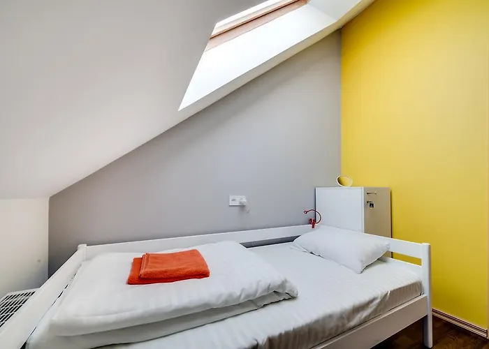 Hostel Open Home Hostel *