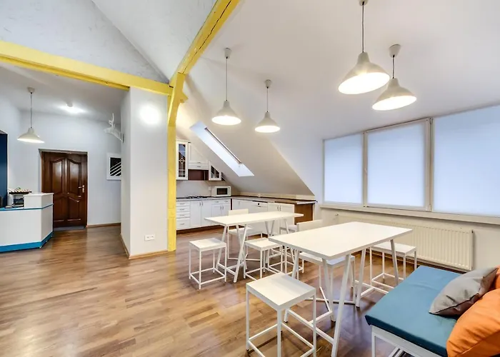 Open Home Hostel * Lviv